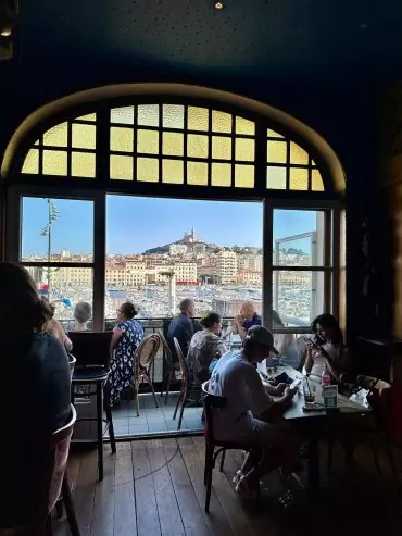 fotomaniak-shooting-hotel-bar-marseille-balcon-caravelle